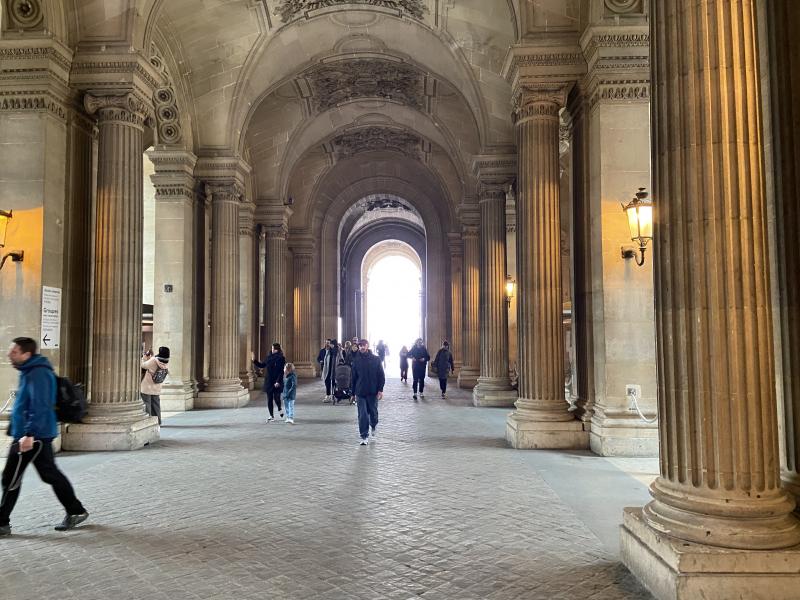 Pyramide du Louvre