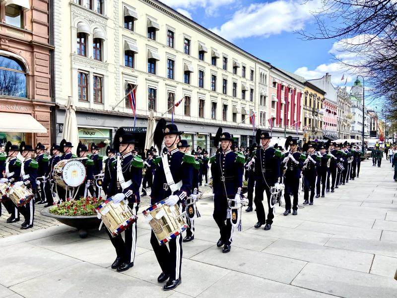 Relève de la Garde royale à Oslo