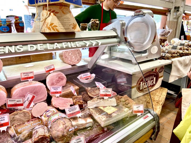 Taberna Italica au marché Forville