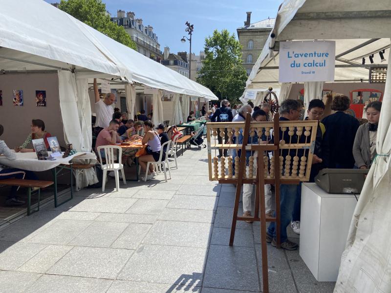 Salon des jeux mathématiques