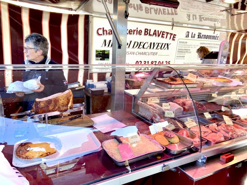 Charcuterie Blavette sur le marché de Trouville sur Mer