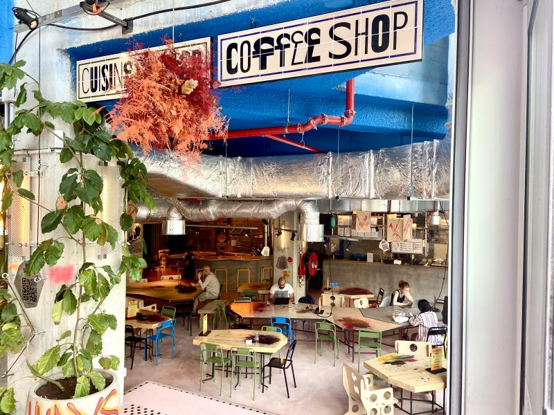 Espace Coworking au Coffee shop Gaité