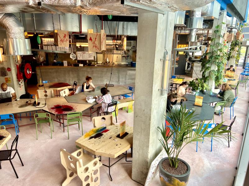 Espace Coworking au Coffee shop Gaité