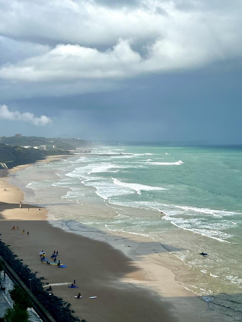 Pluie et soleil à Biarritz