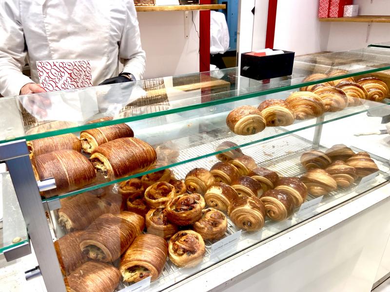 Boulangerie Rouge et Blanc le meilleur croissant de Paris