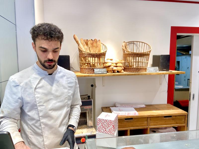 Boulangerie Rouge et Blanc le meilleur croissant de Paris
