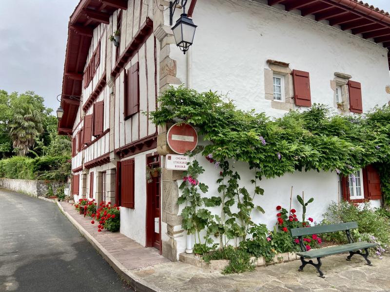 Ascain le village Basque